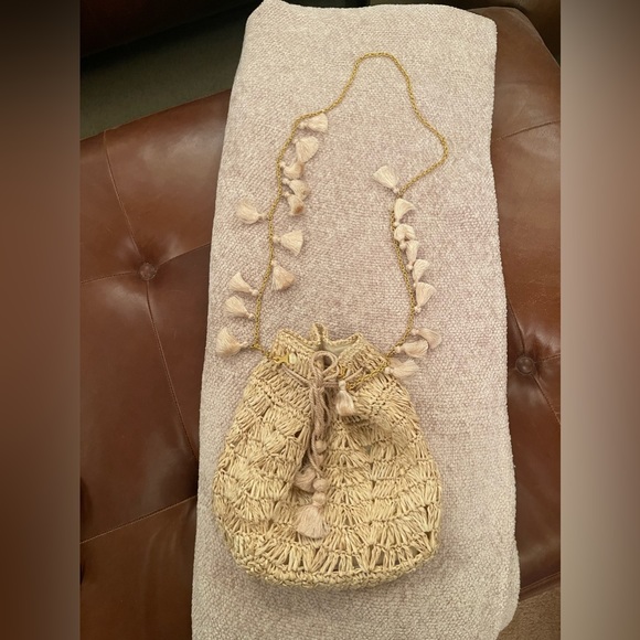 Handbags - Straw Crossbody Bag with Tassles